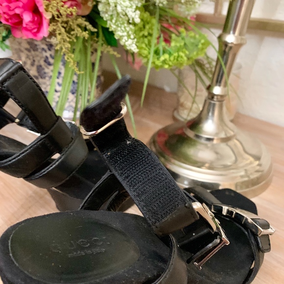 ONE OF A KIND Gucci Platform Black Sandals - Picture 7 of 8